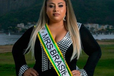 Miss Plus Size é a nova rainha de bateria da Renascer de Jacarepaguá