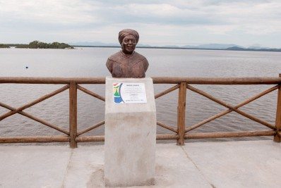 Líder quilombola Maria Conga ganha busto no Píer da Piedade