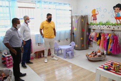 Secretaria de Educação inaugura brinquedoteca em UMEI