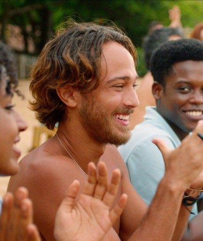 'Temporada de Verão' estreia no primeiro semestre de 2022 - Aline Arruda/NETFLIX