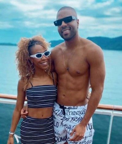 Karol Conká curte cruzeiro de Alexandre Pires com o namorado, Polidoro Junior - Reprodução Internet