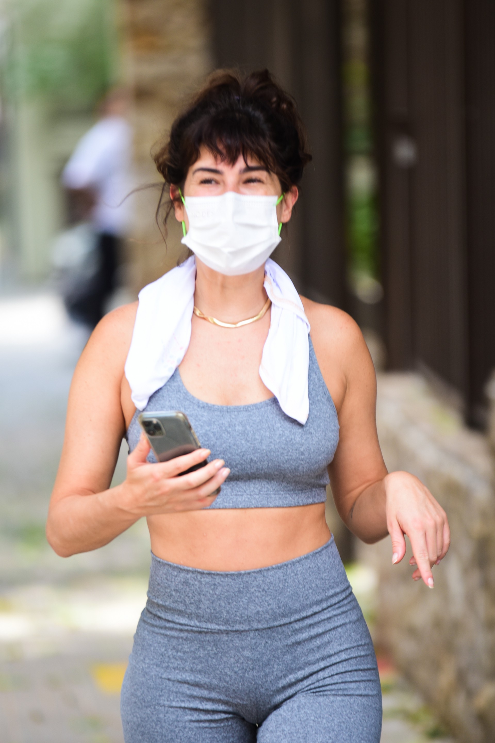  Aos 38 anos, Fernanda Paes Leme mostra boa forma ao sair da academia nos Jardins em São Paulo - Ag.news