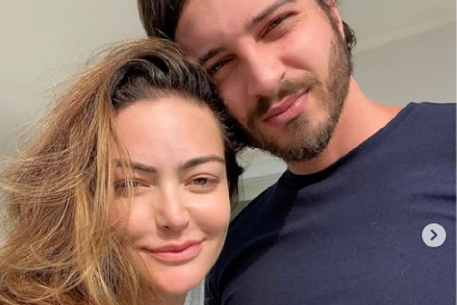 Laura Keller fez aparição com o novo namorado - Reprodução