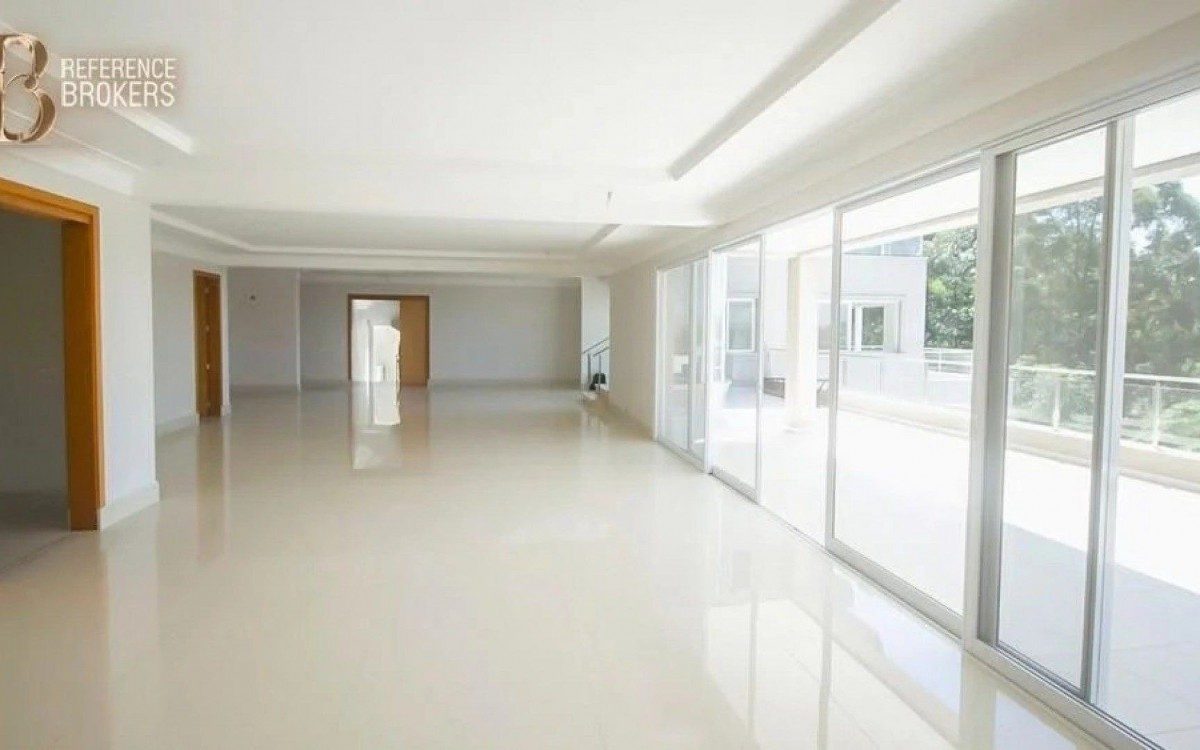 Deolane Bezerra negocia compra de mans&atilde;o avaliada em R$ 11 milh&otilde;es em Alphaville, em S&atilde;o Paulo