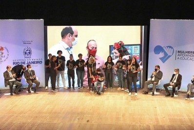 Projeto da Secretaria Estadual de Educação vai contratar 9,4 mil mães 