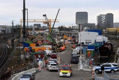 Três pessoas ficam feridas após bomba da Segunda Guerra explodir na Alemanha