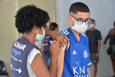 Nova remessa de vacinas da gripe chega nesta segunda-feira no estado do Rio
