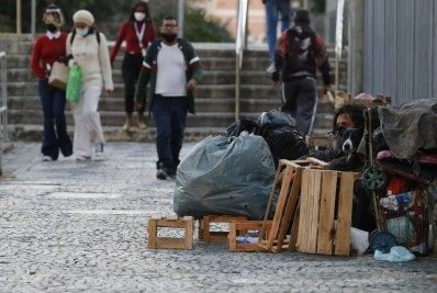 São Paulo faz busca ativa para vacinar população em situação de rua