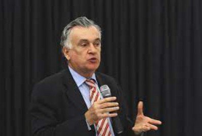 Ex-ministro Juca Ferreira discutirá cultura e educação em Niterói