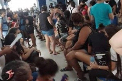 Surto de gripe no Rio gera aglomeração, longas filas de atendimento e até falta de médicos