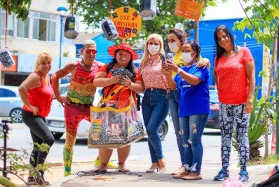 Praça dos Estudantes em Nilópolis recebeu ação no Dia Mundial de Combate à Aids 