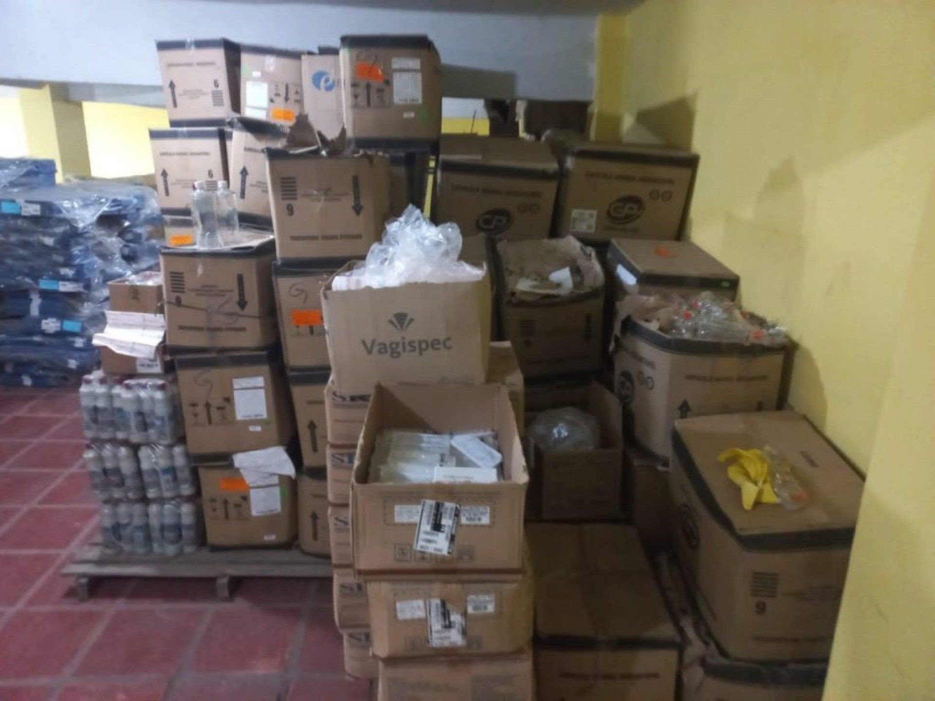 Isaías do Escolar (PROS) questionou desperdício de dinheiro público na ocasião da vistoria no local nesta quarta-feira (1º)

 - Luiz Felipe Rodrigues (RC24h)