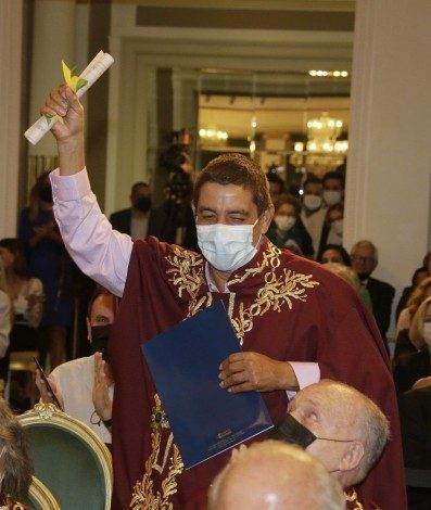 Zeca Pagodinho na posse da Academia Brasileira de Cultura - Jose Renato Antunes