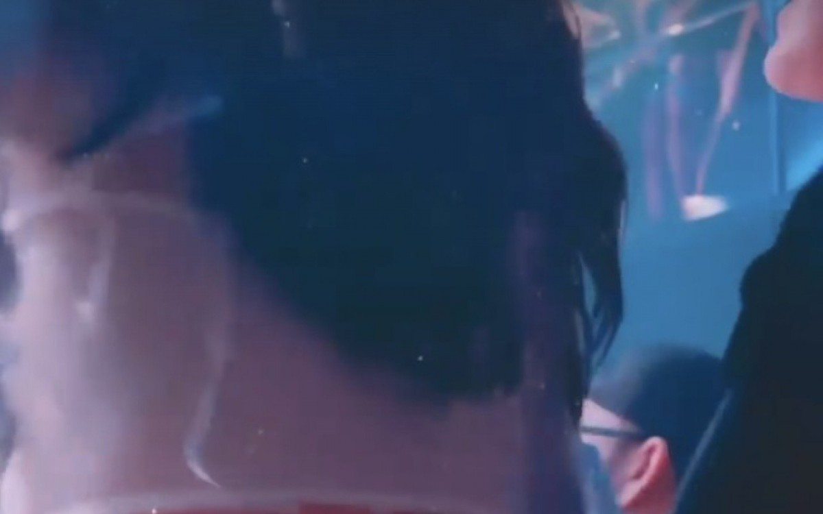 Bruna Marquezine rebola em Miami