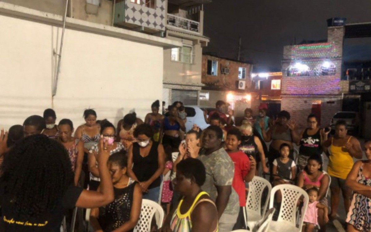 Projeto 'Noite com Carinho' recebe apoio de esportistas 