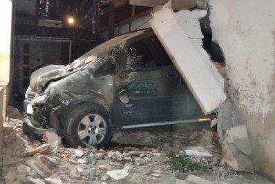 Motorista invade casa no Boqueirão