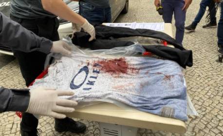 Roupas usadas por suspeitos de praticar assalto a ônibus em São Gonçalo - Reprodução / O Dia