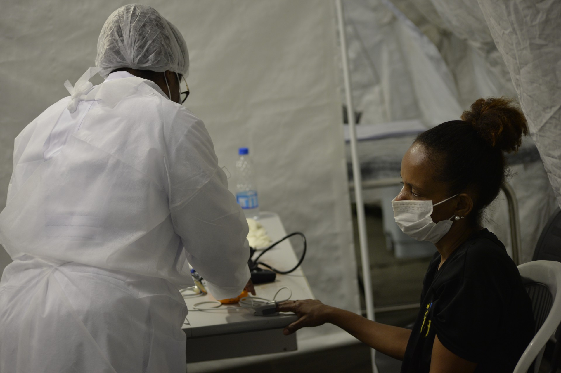 Secretaria Estadual de Saúde inaugura tenda na UPA de Marechal Hermes - Fabio Costa/Agência O Dia