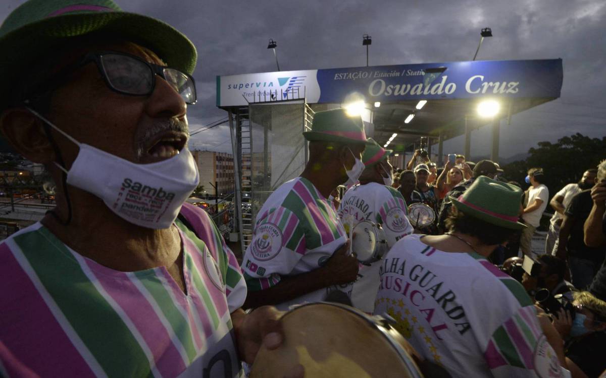 Trem do Samba retomou shows presenciais neste s&aacute;bado (4) - F&aacute;bio Costa/Ag&ecirc;ncia O Dia