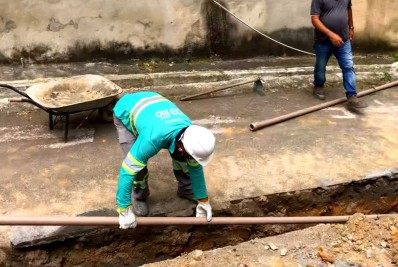 Obras de implantação de rede de água avançam em Caxias