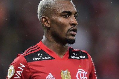 Jogador do Flamengo é indiciado por atropelar e matar ciclista na Zona Oeste