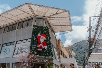 Lojas da Rua Tereza vão funcionar com horários especiais para as compras de Natal