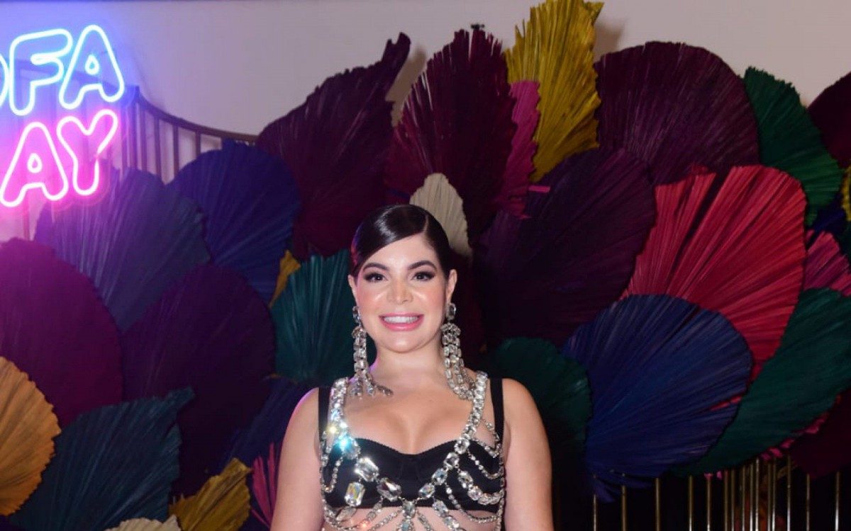 Gessica Kayane chegando para sua festa Farofa da Gkay - Fortaleza/CE 
