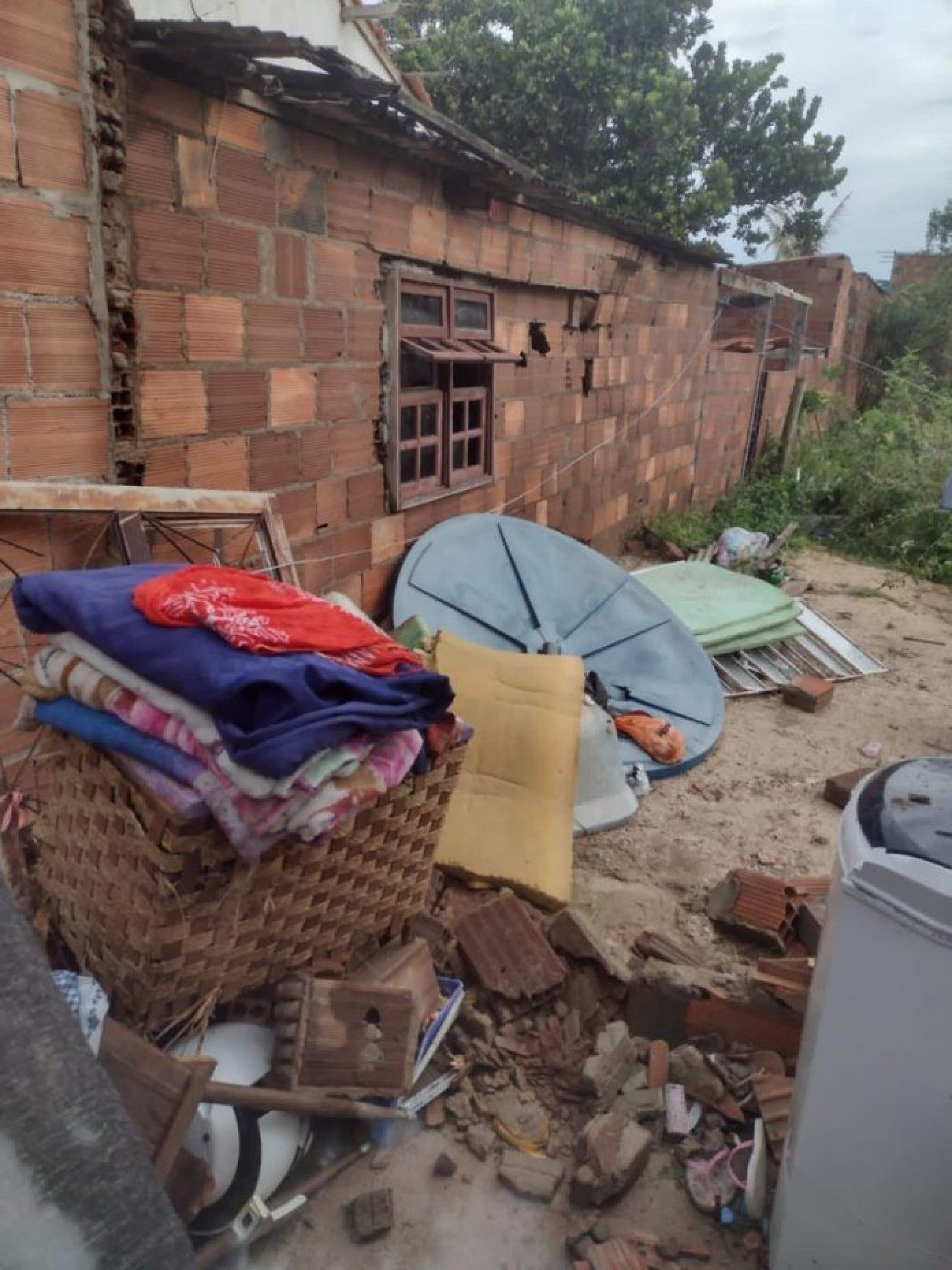 Prefeitura diz que imóveis são construídos em uma área abaixo do nível do rio e da Lagoa, em uma localidade que não tem autorização de construção e moradia

 - Letycia Rocha (RC24h)