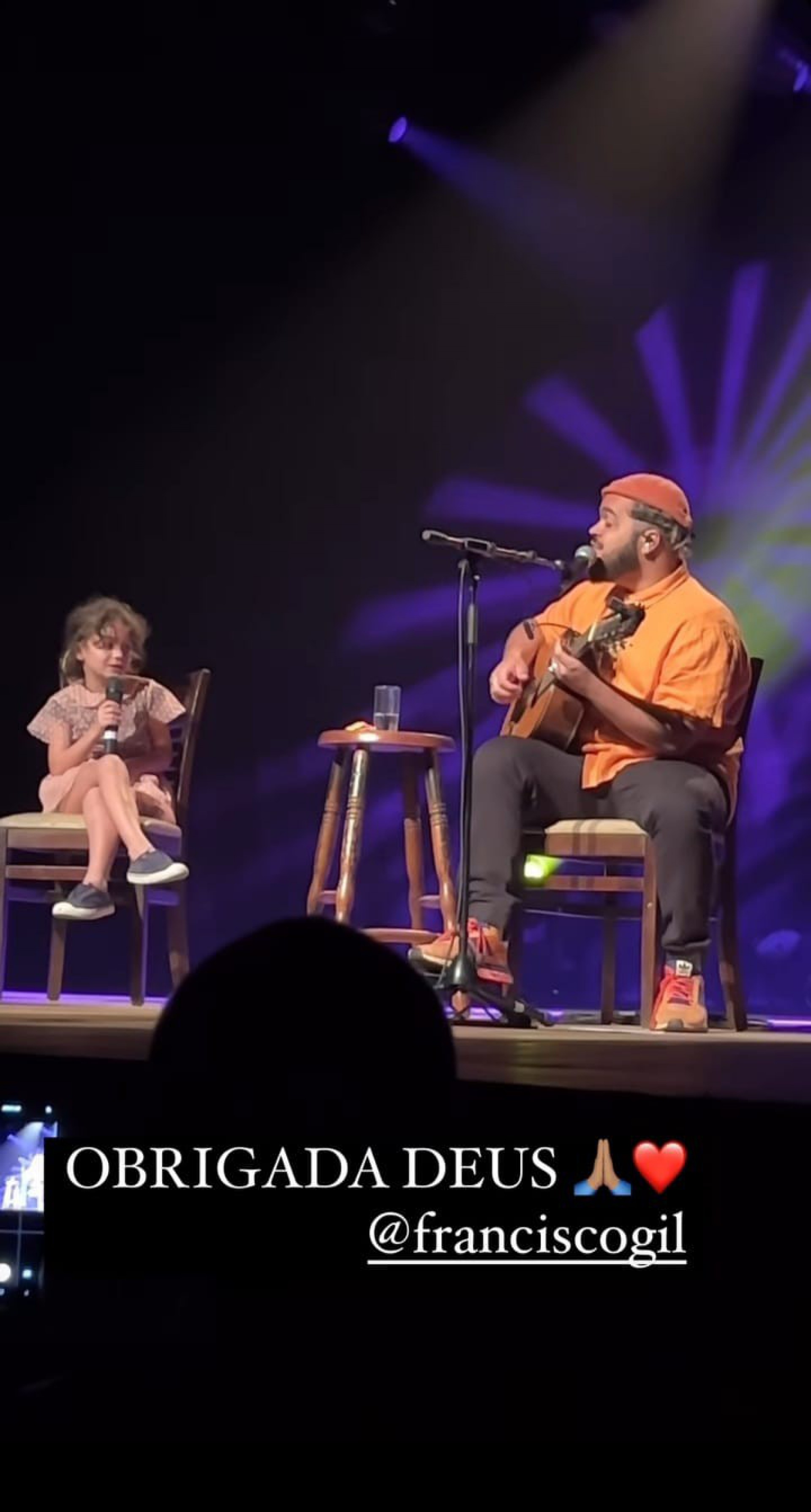 Neta de Preta Gil cantou no show do pai, Francisco Gil - Reprodução/Instagram