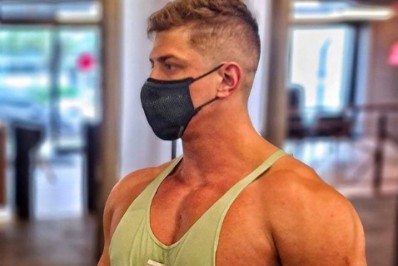 É o monstro saindo da jaula! Ex-BBB ganha 30 kg de músculo e surge irreconhecível