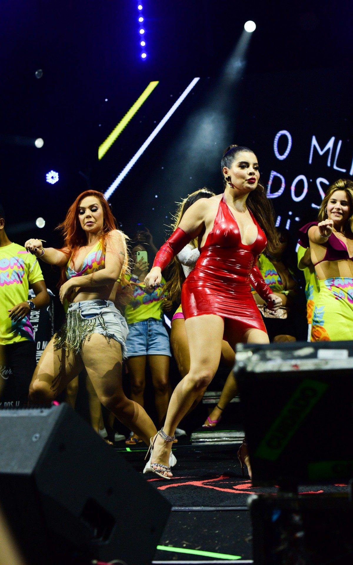 Kevinho homenageia Mar&iacute;lia Mendon&ccedil;a em seu show na festa Farofa da GKay, em Fortaleza, na noite desta ter&ccedil;a-feira