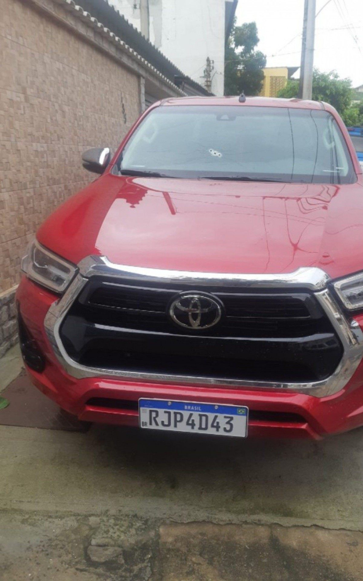 Polícia encontra veículo utilizado no momento da morte do subtenente Rogério da Silva Brandão - Divulgação