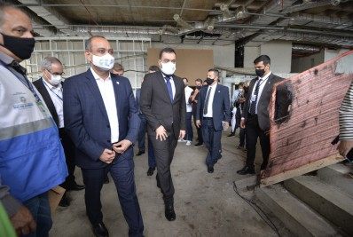 Castro anuncia retomada de obras no Museu da Imagem e do Som