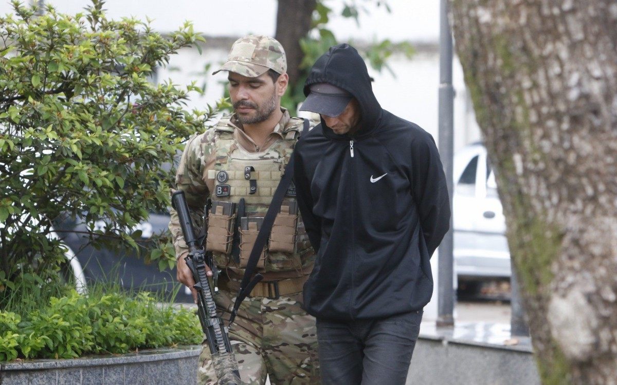 Poliicia - Opera&ccedil;ao Castelar, Belford Roxo, na manha de hoje.