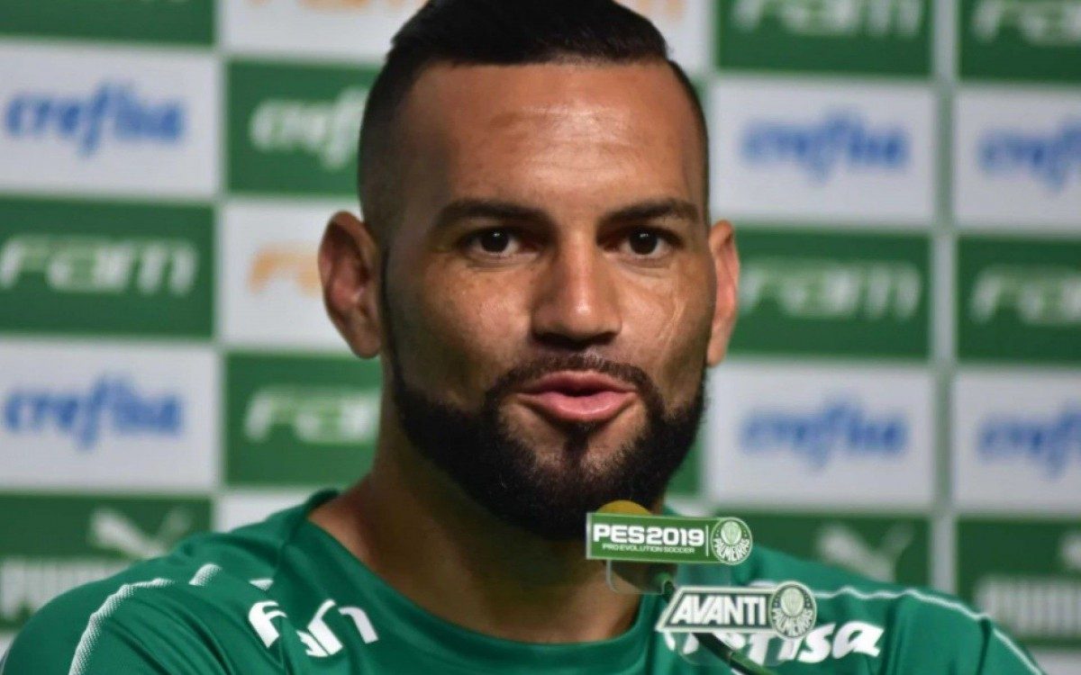 Weverton, do Palmeiras, foi eleito o melhor goleiro