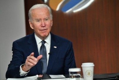 Biden pede que americanos votem a favor do direito ao aborto caso Suprema Corte proíba procedimento