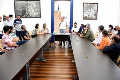 Cartão-educação vai injetar R$ 16 milhões na economia de Angra