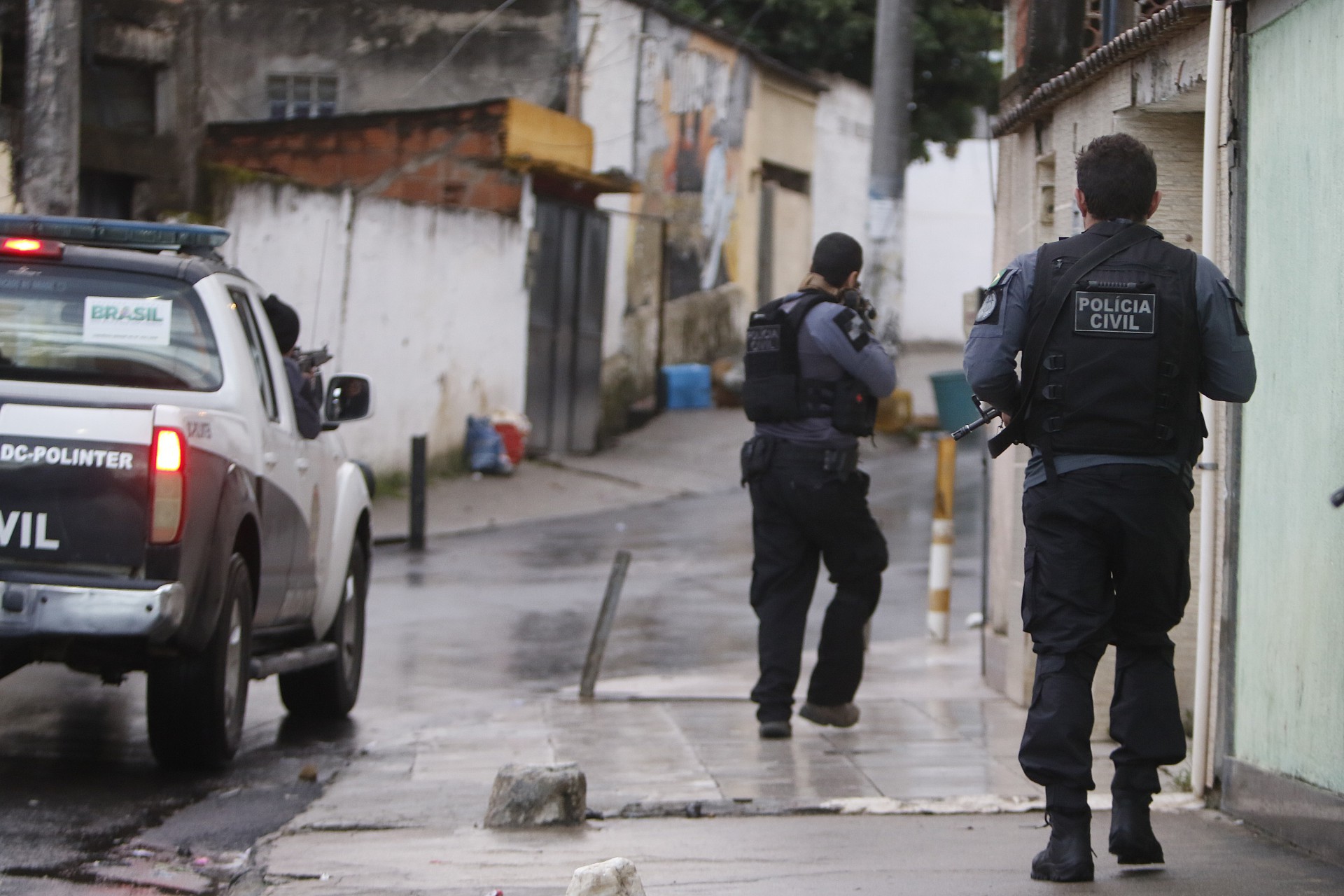 Poliicia - Operaçao Castelar, Belford Roxo, na manha de hoje. - Reginaldo Pimenta / Agencia O Dia