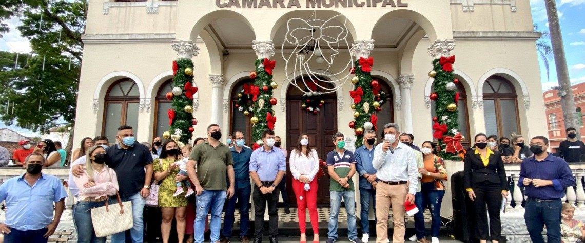 No interior do Centro Cultural, a casa do Papai Noel tamb&eacute;m promete emocionar