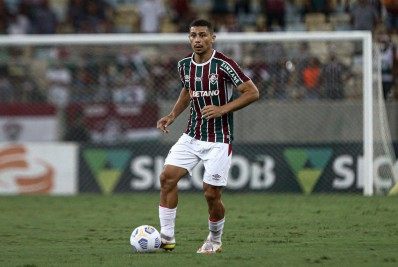 Em alta com os torcedores, André destaca empenho do Fluminense por vaga Libertadores