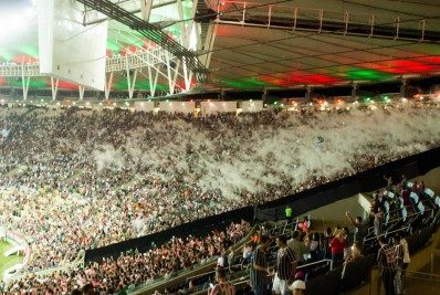 Torcedores do Fluminense se empolgam e pedem contratação de campeão da Libertadores pelo Flamengo 