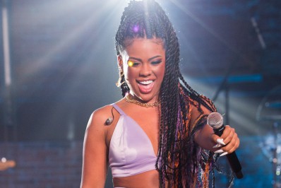 Marvvila celebra sucesso na carreira e show no Rock In Rio: 'Achava que era impossível'