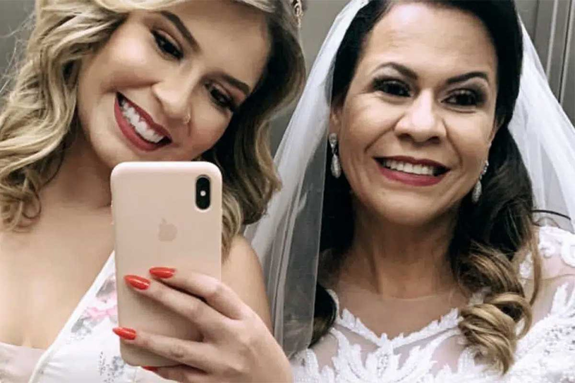 Mãe de Marília Mendonça reúne sertanejos para relembrar história da filha