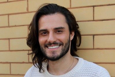 Hugo Bonemer vive judeu em 'Passaporte para Liberdade' nova minissérie da Globo