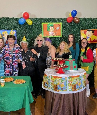 Na RedeTV!, Silvio Santos ganha festa temática do Chaves - Divulgação RedeTV!