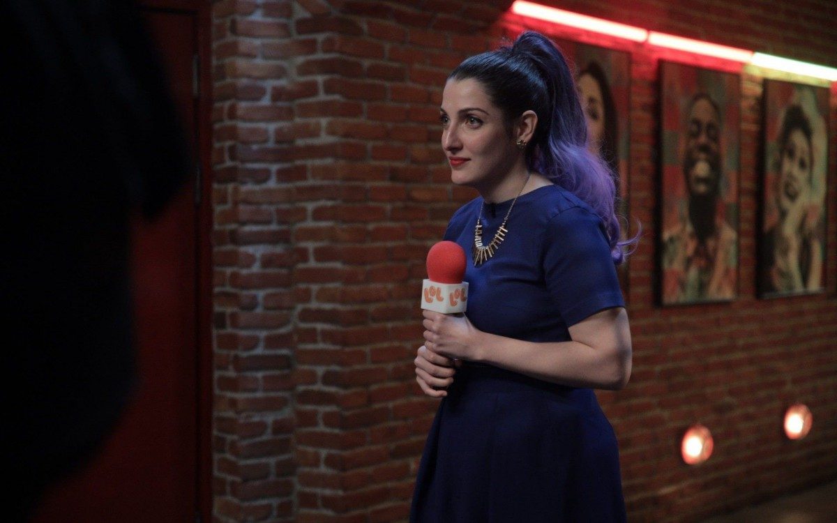 Clarice Falcão estreia como apresentadora na versão brasileira do reality show de comédia - Divulgação/Amazon Prime Video