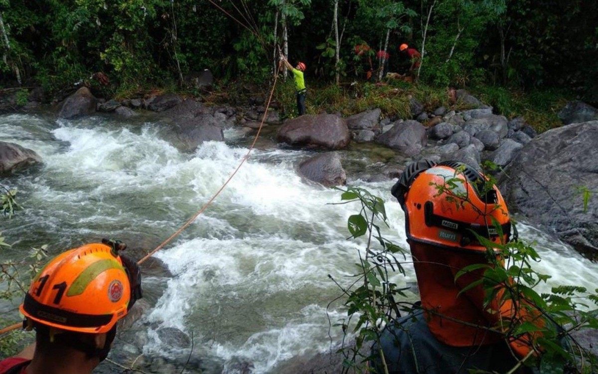 Quatro pessoas morrem após cabeça d'água em cachoeira - Divulgação 