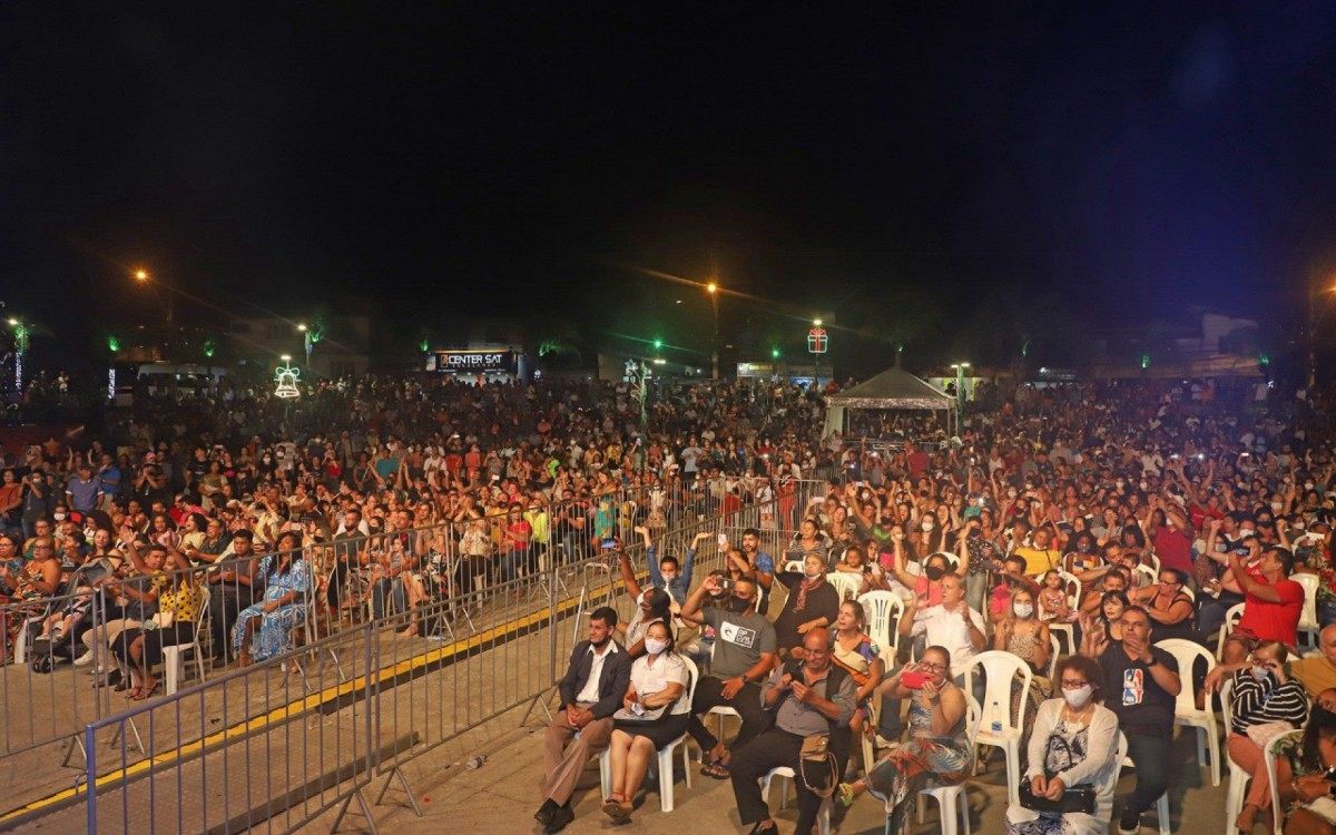 Cerca de 10 mil pessoas prestigiaram o evento. Emo&ccedil;&atilde;o n&atilde;o faltou