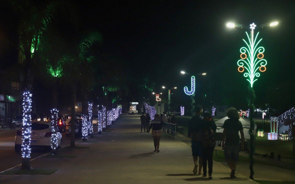 Ruas decoradas como nunca aconteceu na cidade 