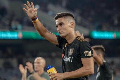 Palmeiras contrata volante que estava na mira do Flamengo